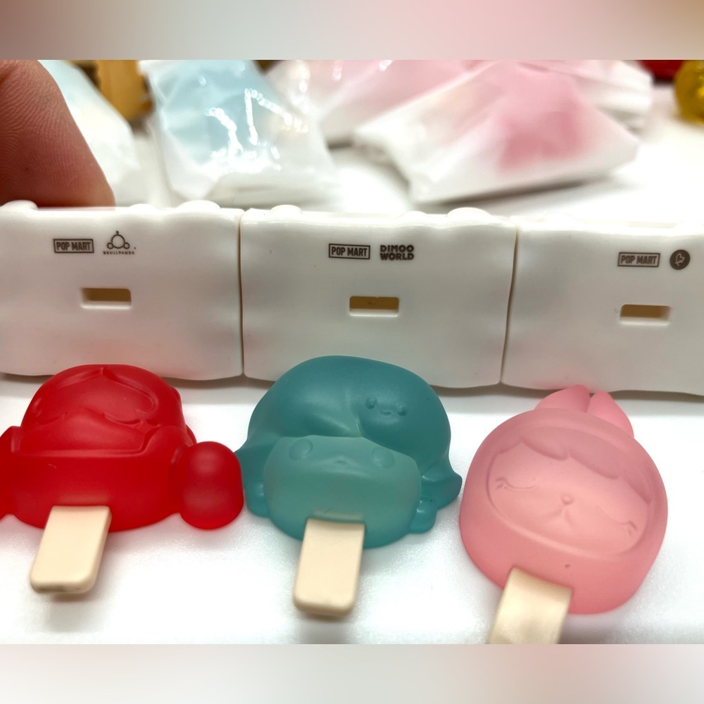 Bundle of 3 Pop Mart POP BEAN Mini Ice Pop Series Figures - Skullpanda, Dimoo+ - Picture 3 of 8